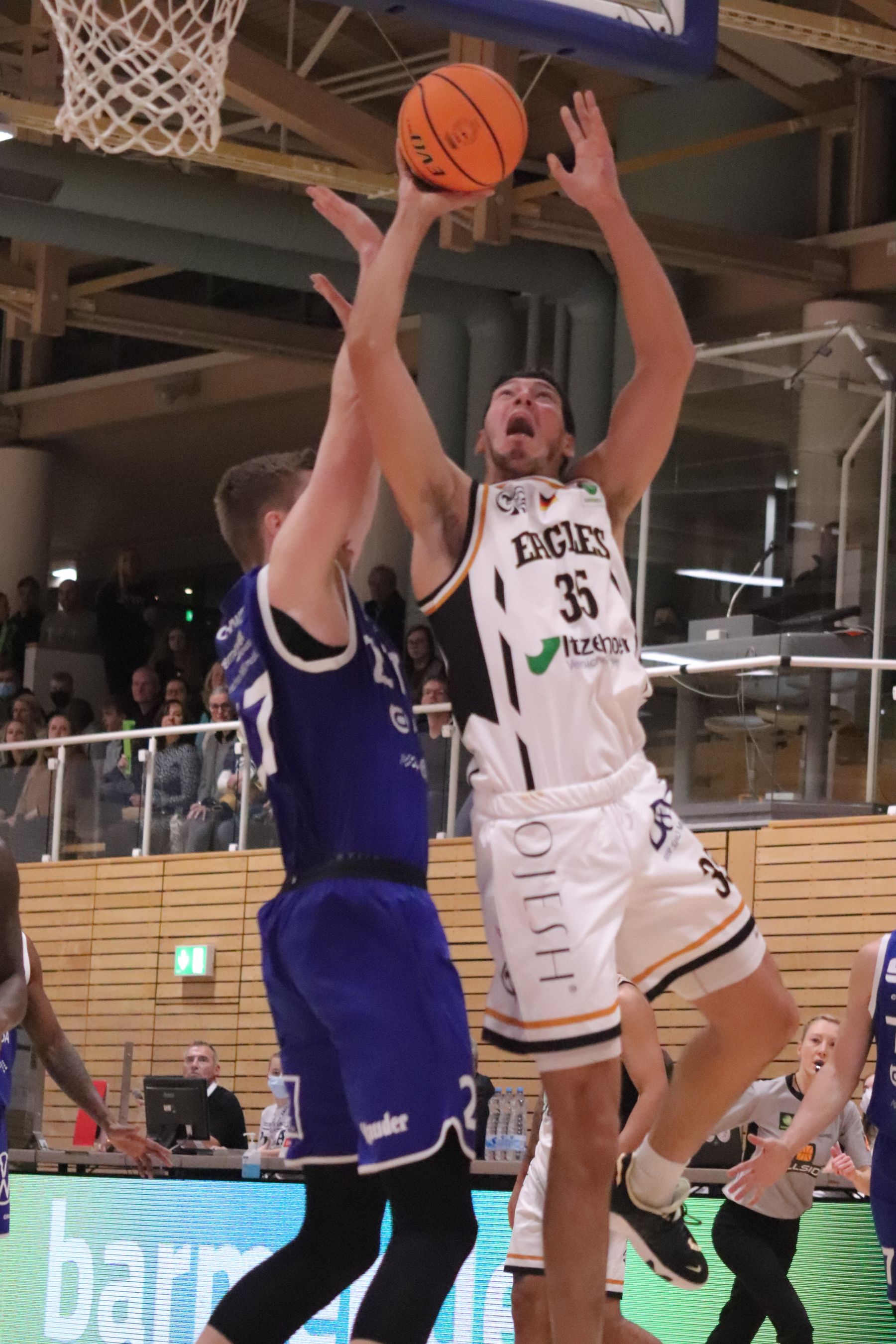 Kampf mit Gladiatoren - Itzehoe Eagles Basketball