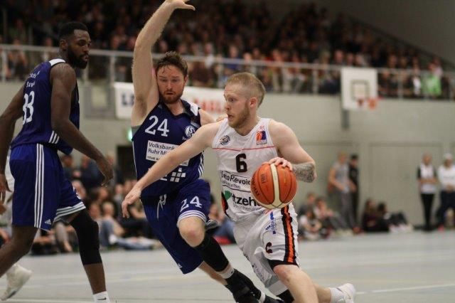 27 Punkte: Josh Wilcher. Foto: Reiner Stöter, Norddeutsche Rundschau